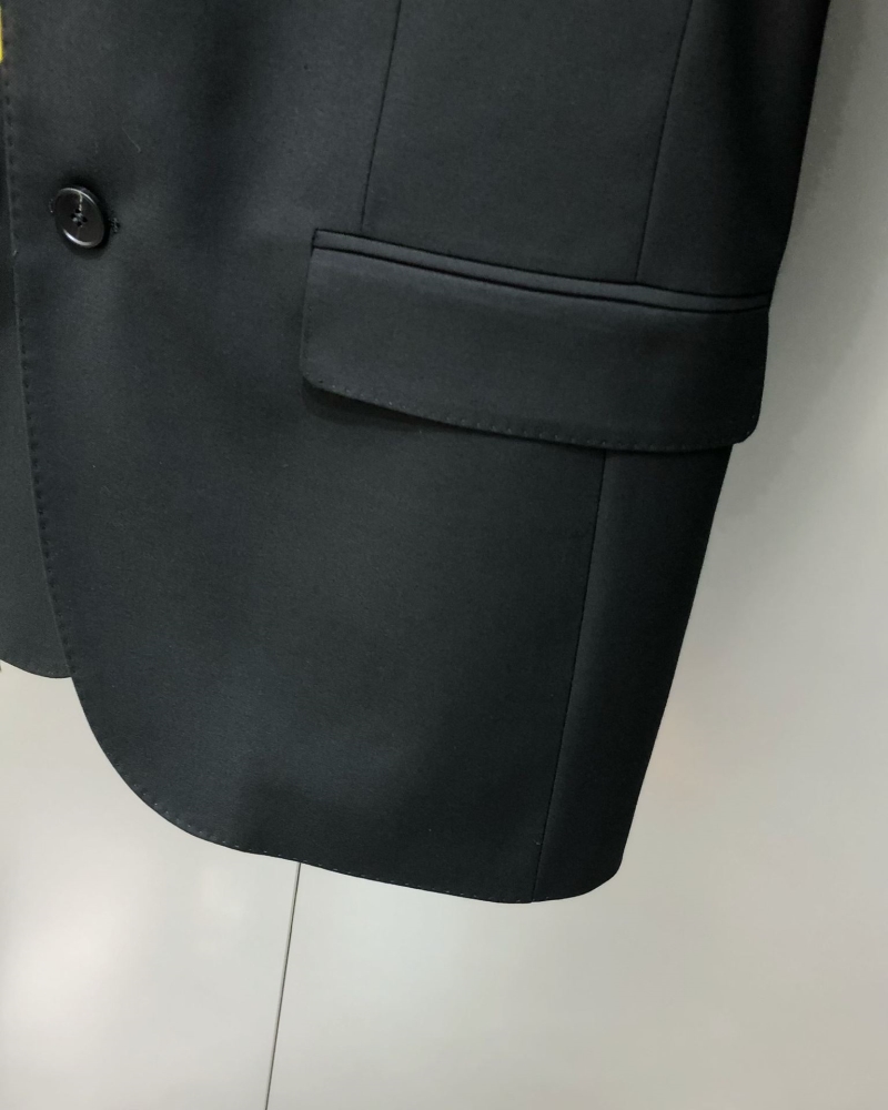 Gvc*1 business suit